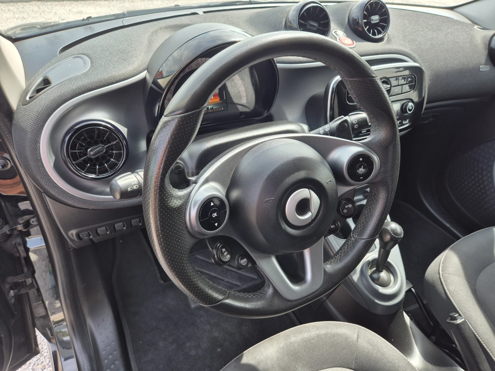 Smart Forfour 1.0i Benzin AVTOMAT  | Mobile.bg   17