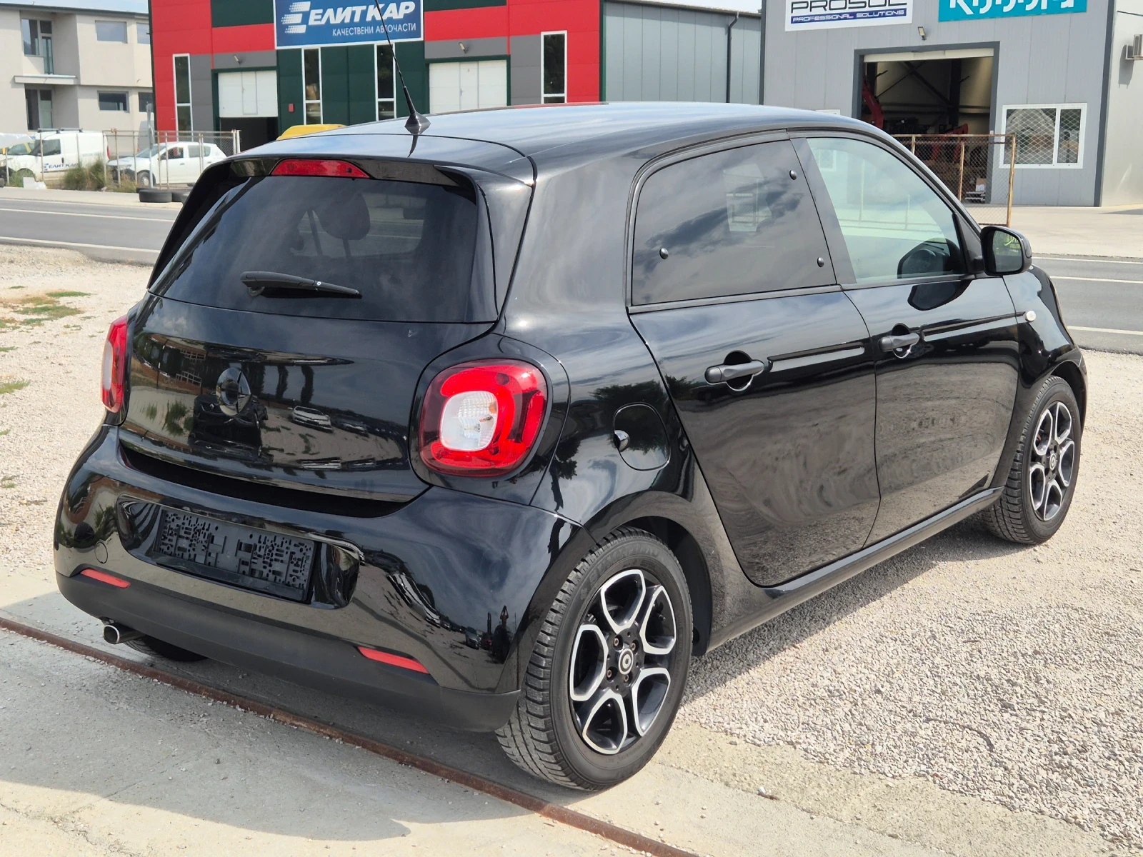 Smart Forfour 1.0i Benzin AVTOMAT  - изображение 4