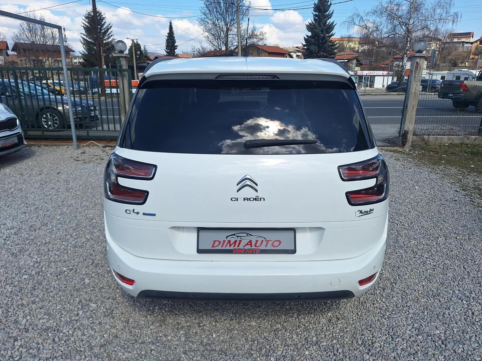 Citroen Grand C4 Picasso 2.0hdi 150ks 7 Mesten Avtomat!, снимка 4 - Автомобили и джипове - 53996794