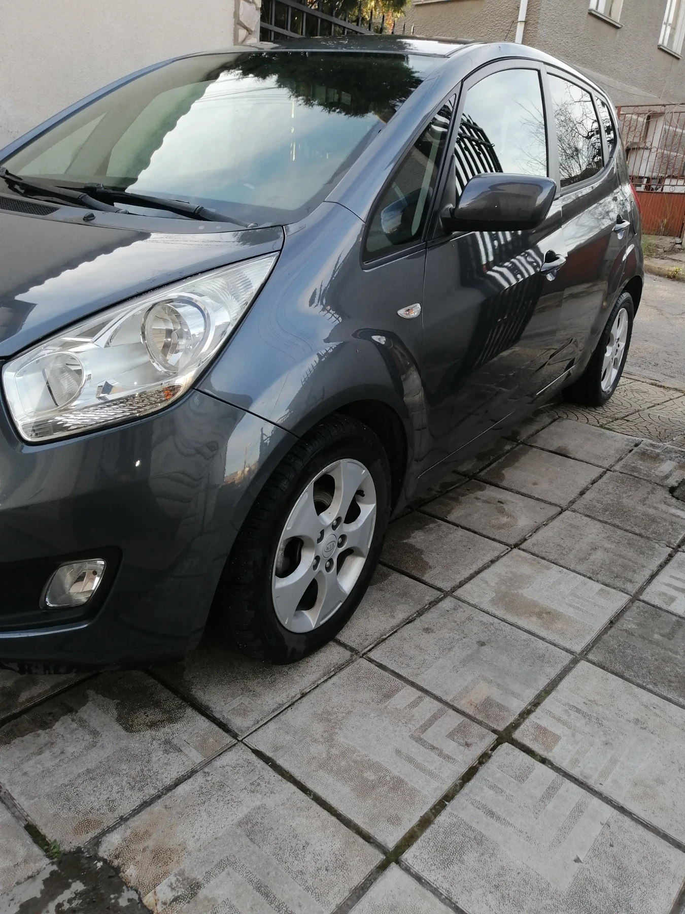 Kia Venga 1.4 CRDi, снимка 4 - Автомобили и джипове - 54127176