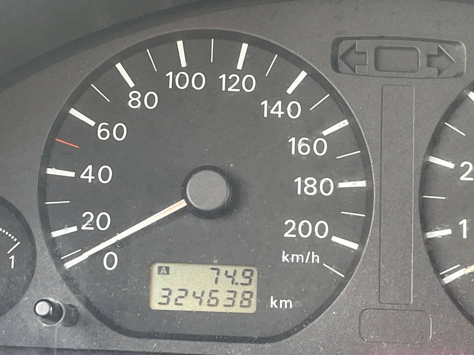 Mitsubishi Space star, снимка 8 - Автомобили и джипове - 54283906