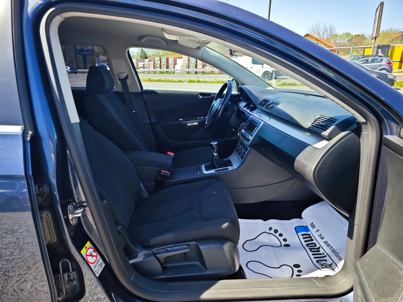 VW Passat 2.0 TDi , снимка 13 - Автомобили и джипове - 54340619