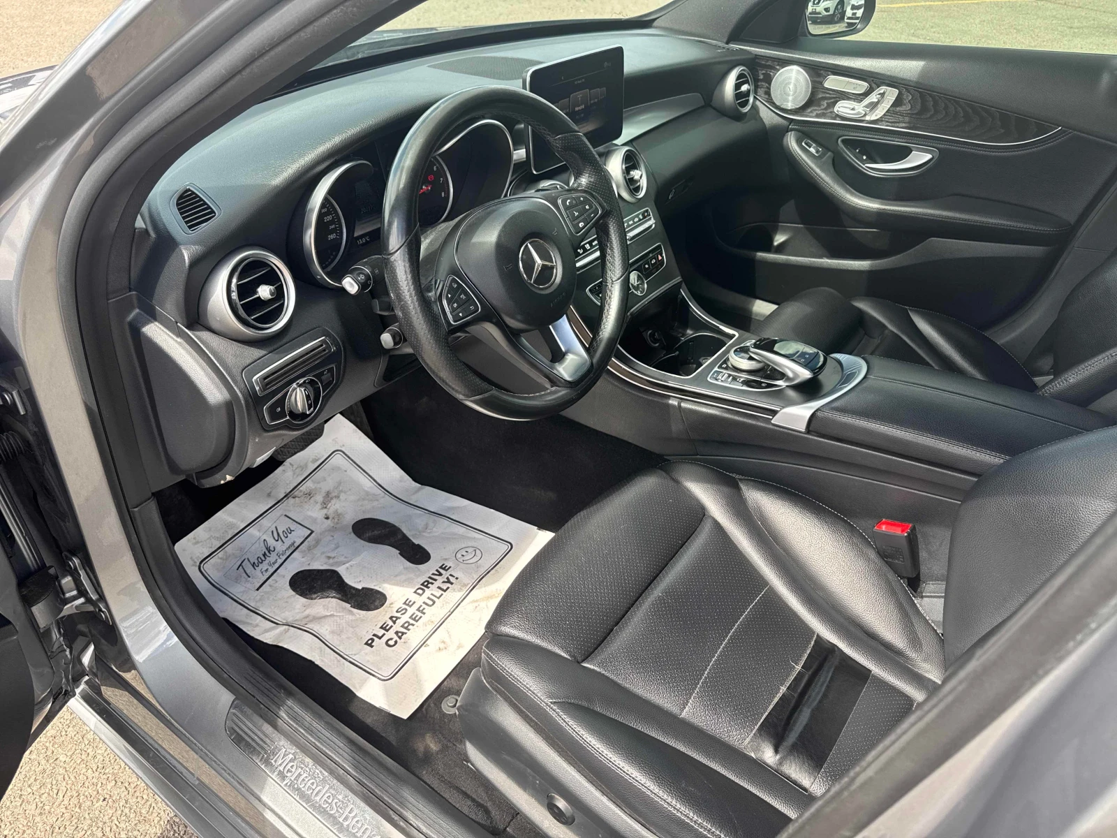Mercedes-Benz C 400 /AMG-PACK/4MATIC/Burmester, снимка 9 - Автомобили и джипове - 54540663