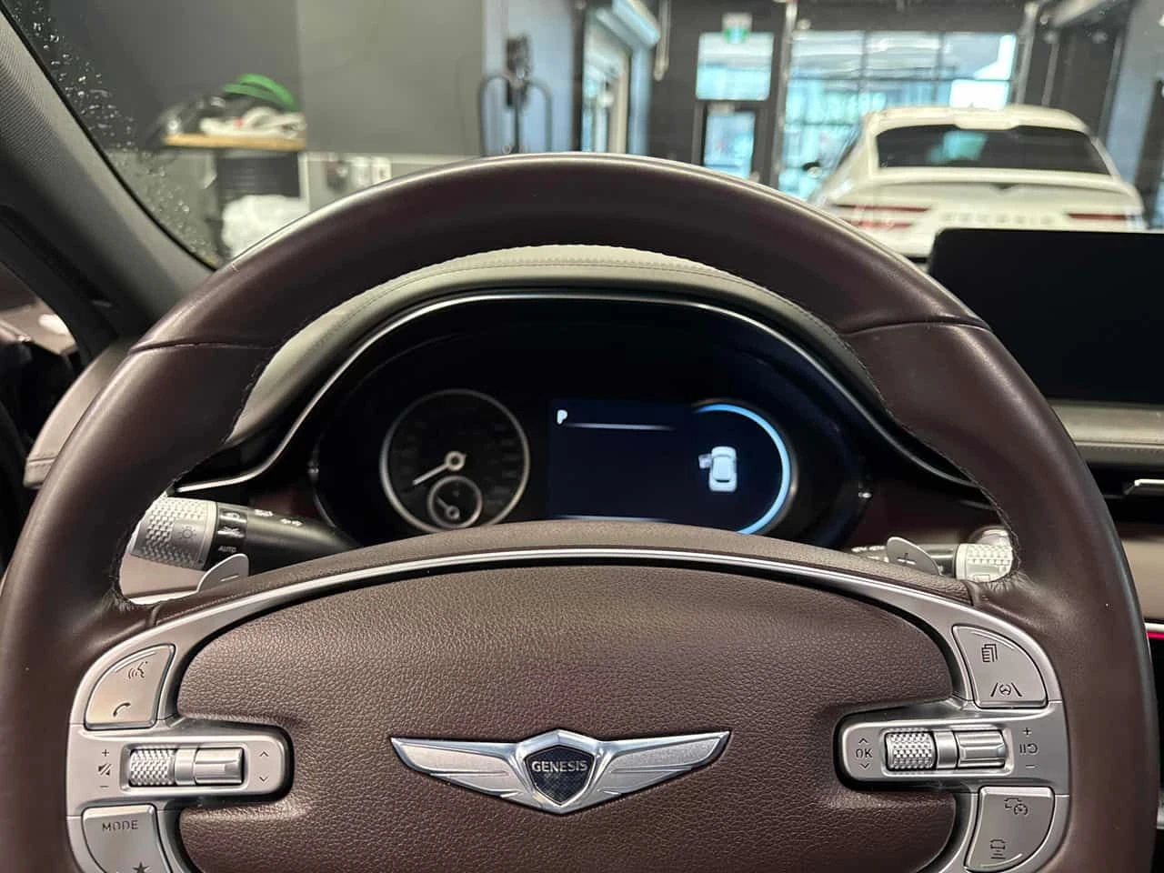 Genesis GV70 2.5T Advanced Plus  CARFAX | Mobile.bg � ����������� 8