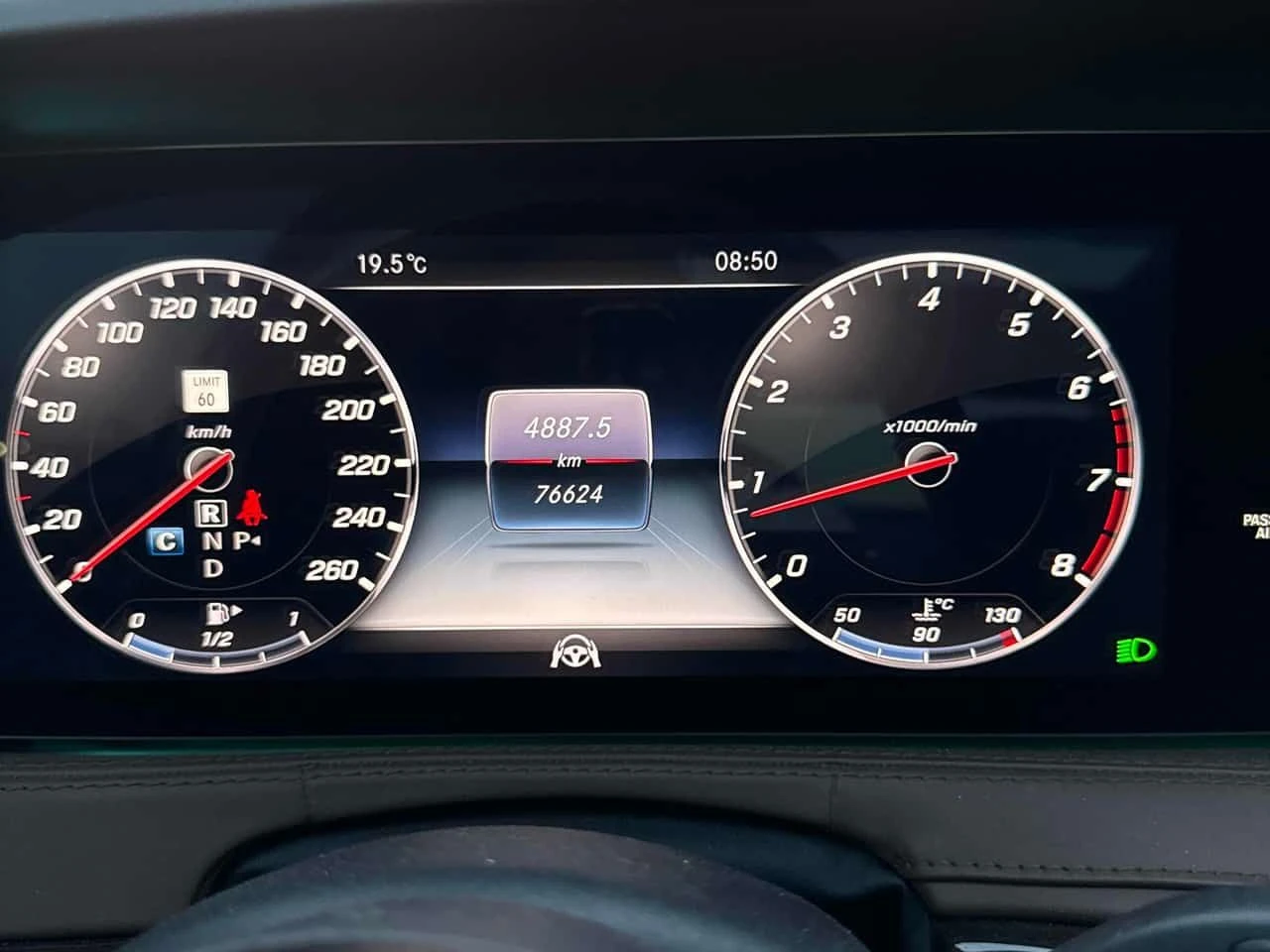 Mercedes-Benz S 560 * CARFAX * БЕЗ ЗАБЕЛЕЖКА * АВТОКРЕДИТ * , снимка 13 - Автомобили и джипове - 54774503