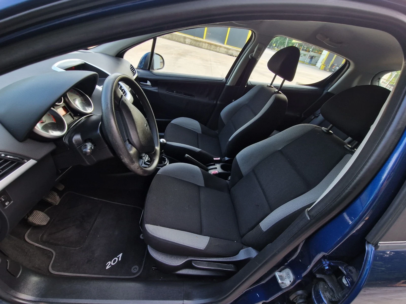 Peugeot 207 1.4i 75к.с., снимка 8 - Автомобили и джипове - 54922982