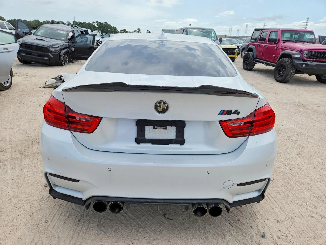BMW M4 3.0l, снимка 6 - Автомобили и джипове - 56133858