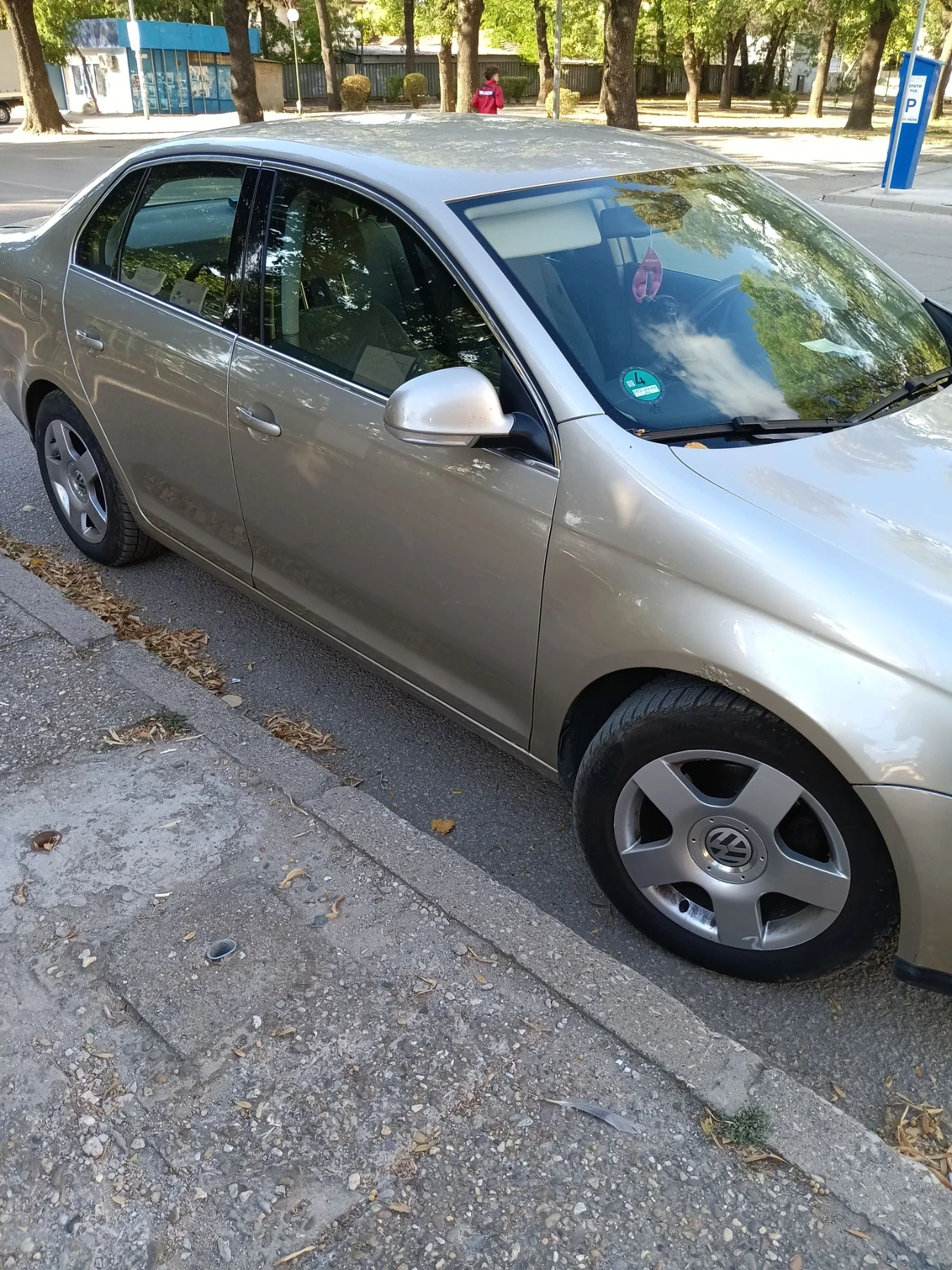VW Jetta 2.0fsi, снимка 2 - Автомобили и джипове - 56334555