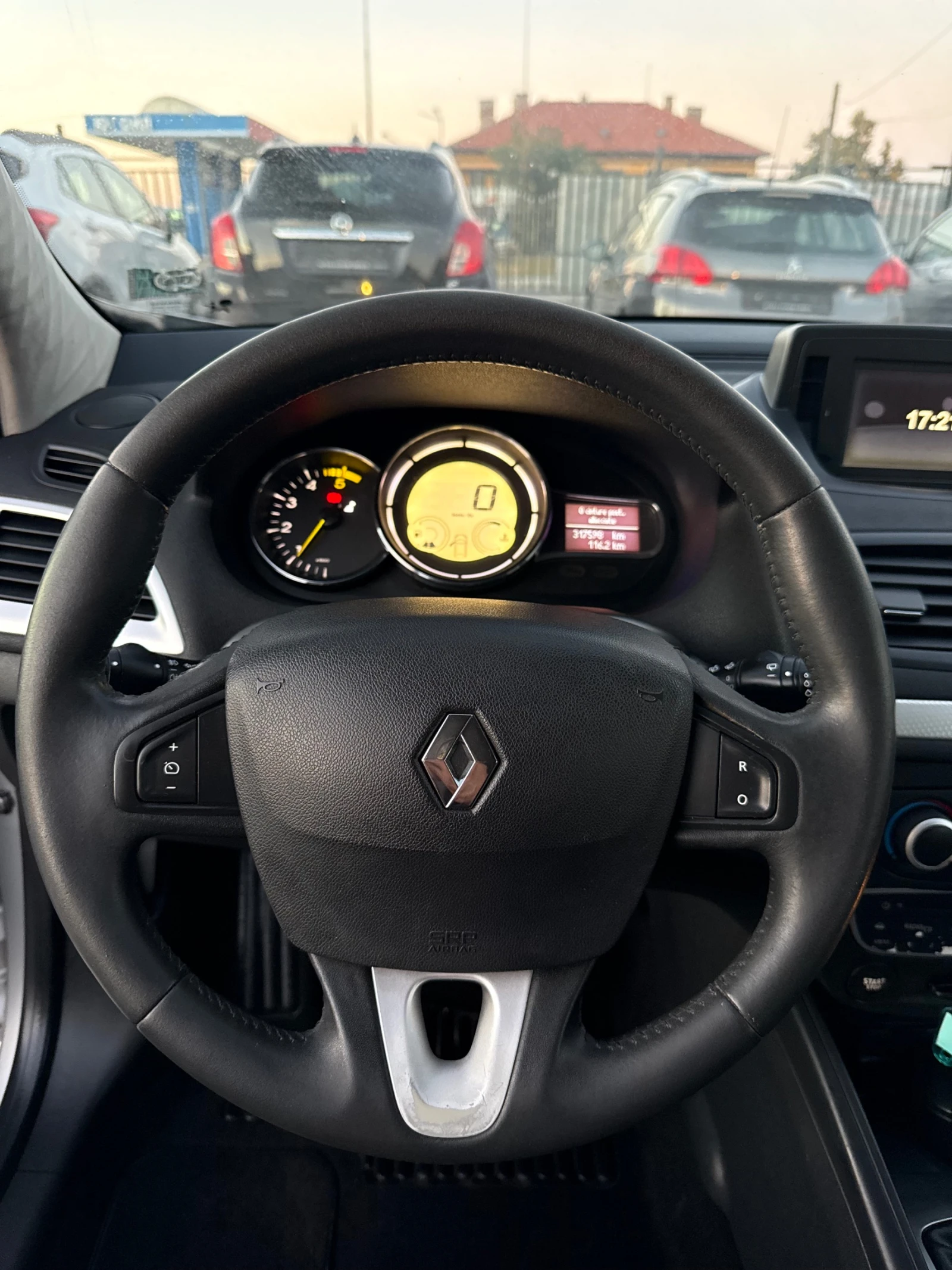 Renault Megane 1.5 DCI; 110HP | Mobile.bg � ����������� 8