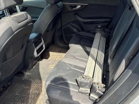 Audi Q8 Technik/CARFAX/DIS/360/PANO/ОБДУХВАНЕ - 25890 € / 50636.44 лв. - 56151451 10