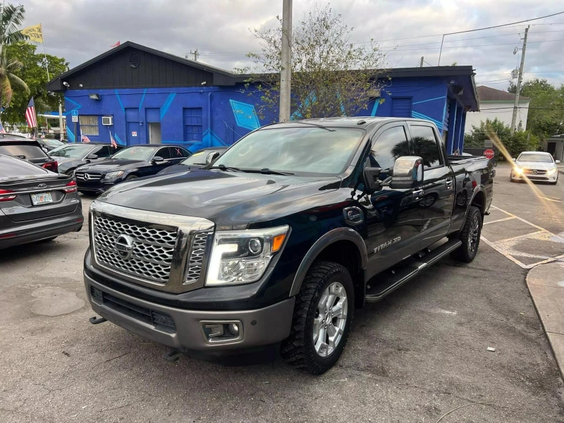 Nissan Titan crew cab XD Platinum Reserve* DIESEL/ КРАЙНА ЦЕНА ДО СОФИЯ!, снимка 3 - Автомобили и джипове - 48101481