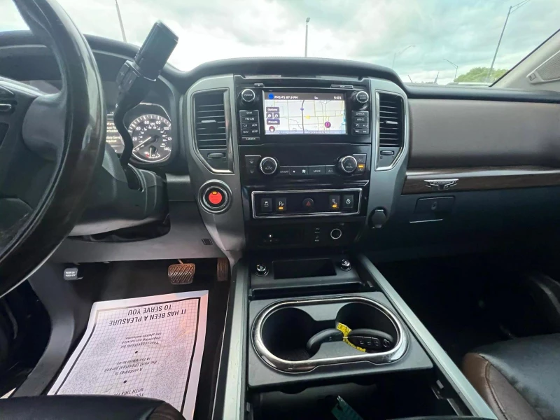 Nissan Titan crew cab XD Platinum Reserve* DIESEL/ КРАЙНА ЦЕНА ДО СОФИЯ!, снимка 9 - Автомобили и джипове - 48101481