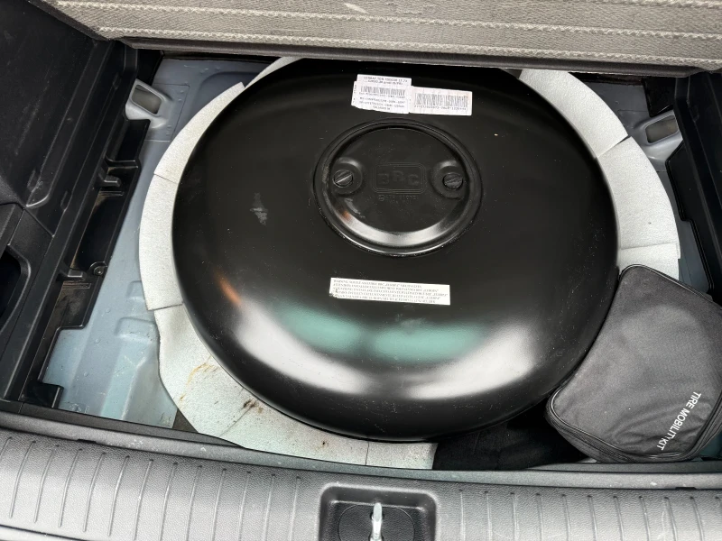 Kia Sportage 1.6GDI GPL 2021, снимка 15 - Автомобили и джипове - 52553083