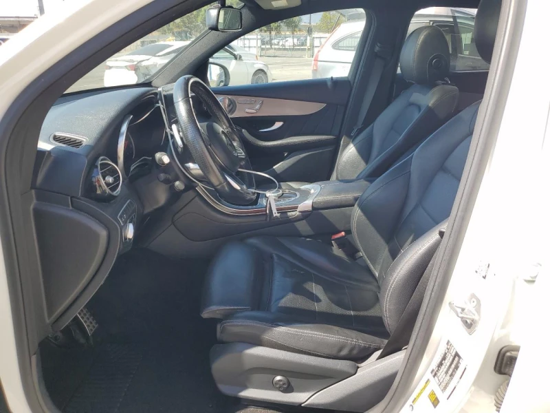 Mercedes-Benz GLC 300 AMG* PACK* BURMESTER* ПОДГРЕВ* КАМЕРА* КЕЙЛЕС* , снимка 9 - Автомобили и джипове - 53358415