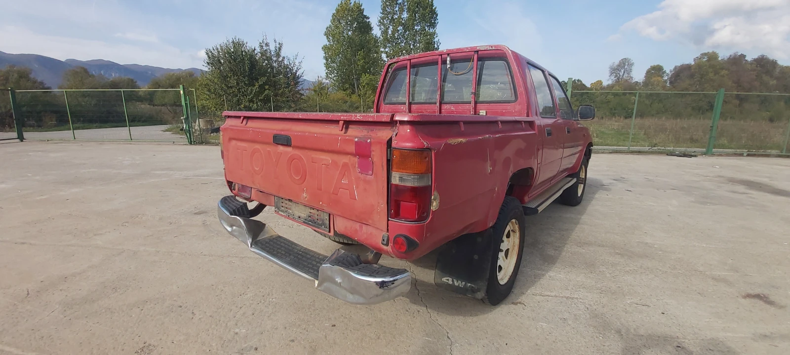 Toyota Hilux 2.4 D-ITALIA - изображение 3