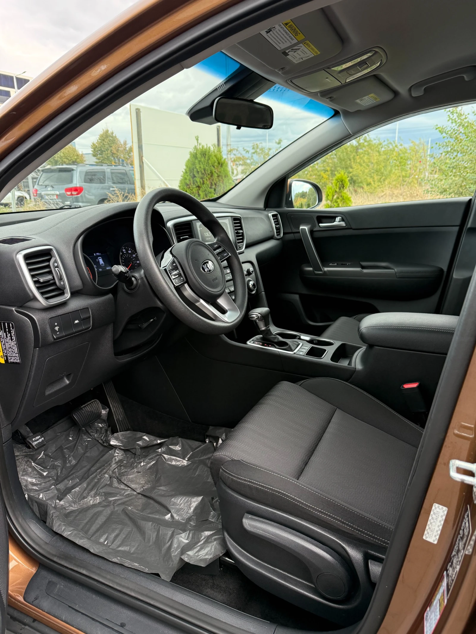 Kia Sportage LX 2.4i AWD Като Нова - изображение 7