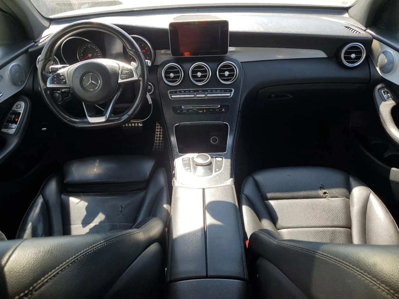 Mercedes-Benz GLC 300 AMG* PACK* BURMESTER* ПОДГРЕВ* КАМЕРА* КЕЙЛЕС*  - изображение 7