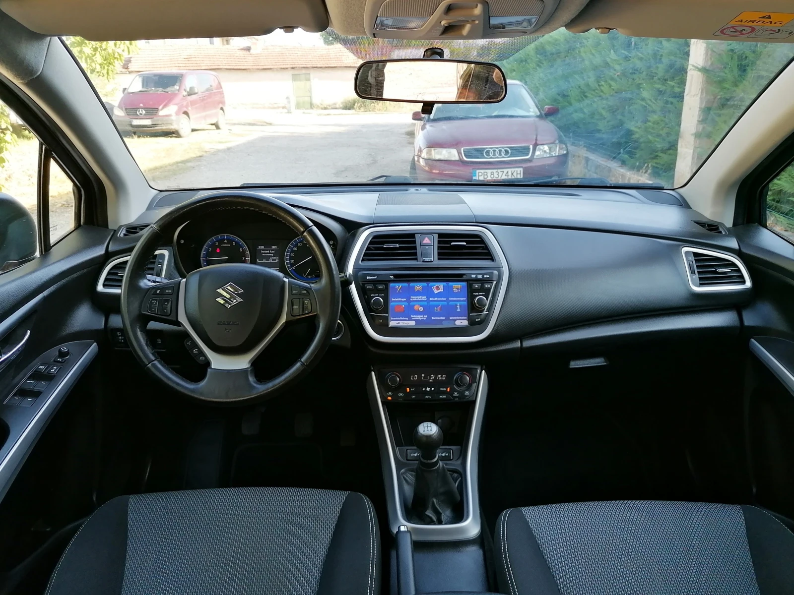 Suzuki SX4 S-Cross Панорамa Навигация Камера KEYLESS-Go1.6i, снимка 8 - Автомобили и джипове - 53712196