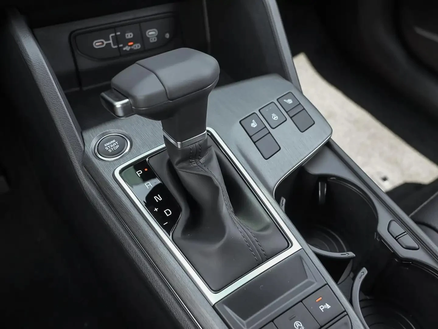 Kia Sportage X-LINE * * НОВА * * АВТО КРЕДИТ * * , снимка 10 - Автомобили и джипове - 53852145