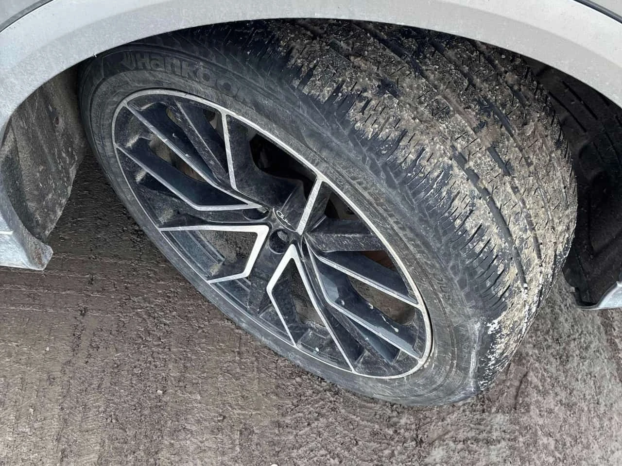 Audi Q8 Technik/CARFAX/DIS/360/PANO/ОБДУХВАНЕ, снимка 6 - Автомобили и джипове - 53980666