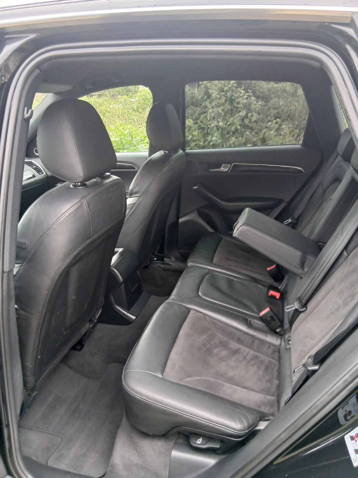 Audi Q5 2.0, снимка 10 - Автомобили и джипове - 54580796