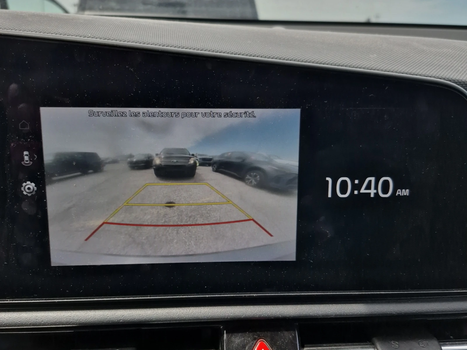 Kia Niro Wind , снимка 13 - Автомобили и джипове - 55323428