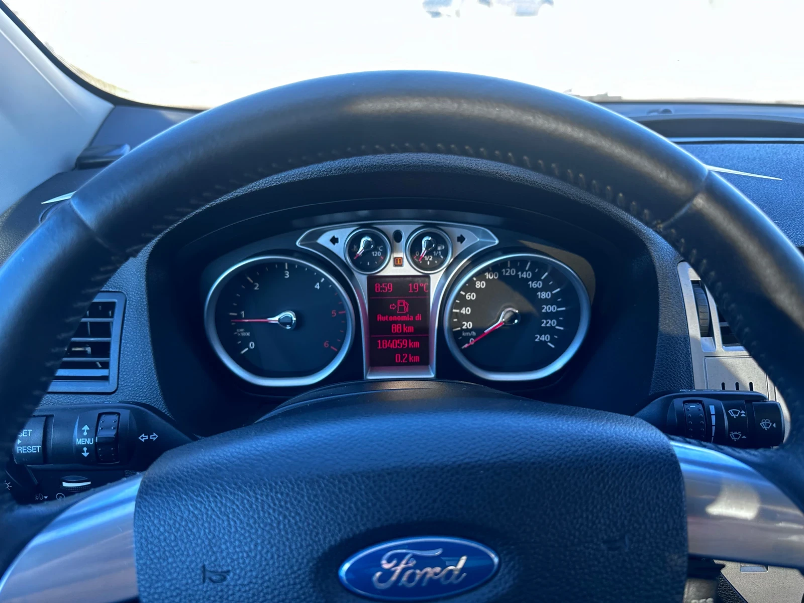 Ford Kuga, снимка 4 - Автомобили и джипове - 56066865