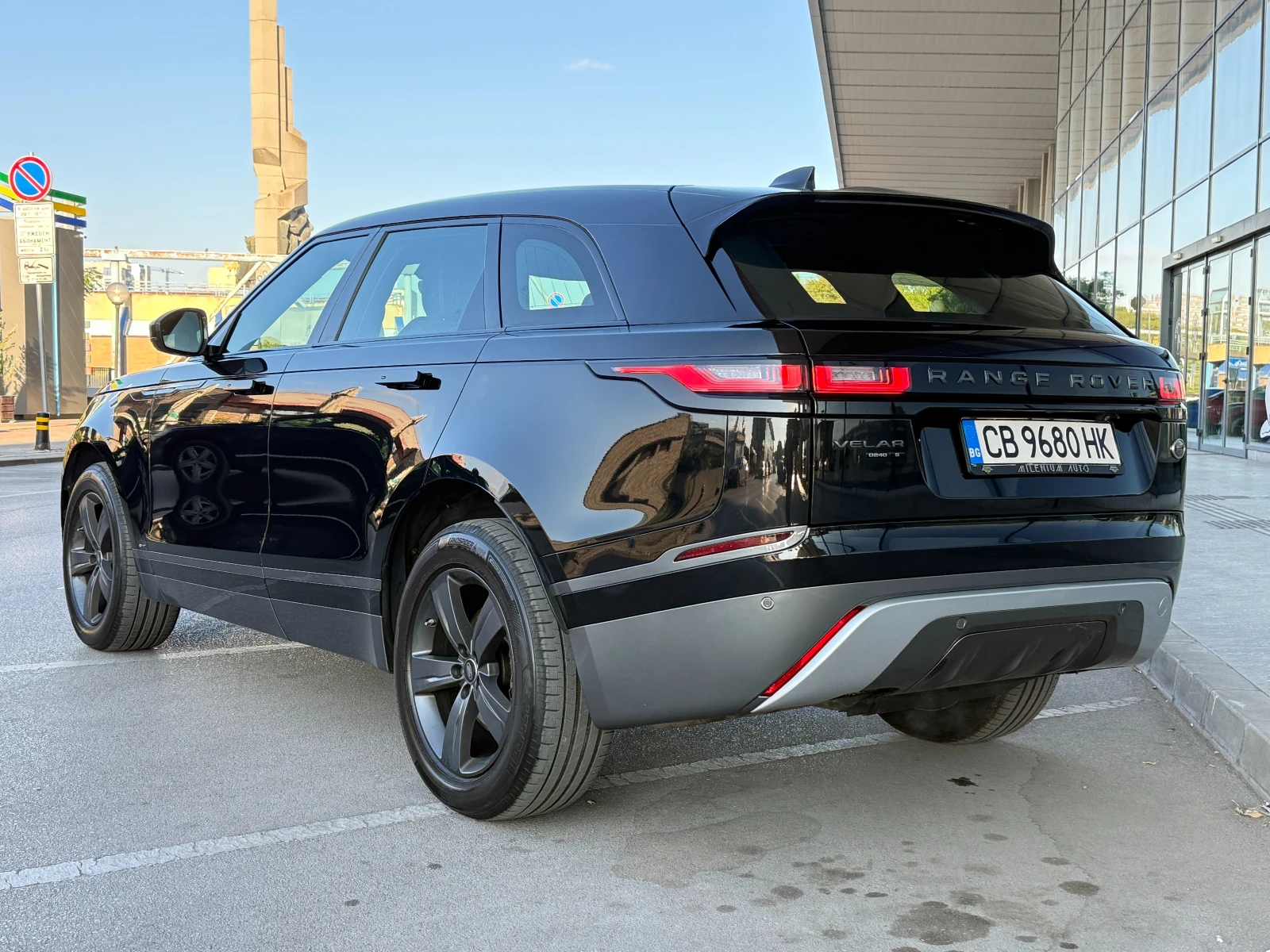 Land Rover Range Rover Velar 6 МЕСЕЦА ГАРАНЦИЯ/2.0D 240к.с. R-Dynamic S 4x4 , снимка 3 - Автомобили и джипове - 56212129
