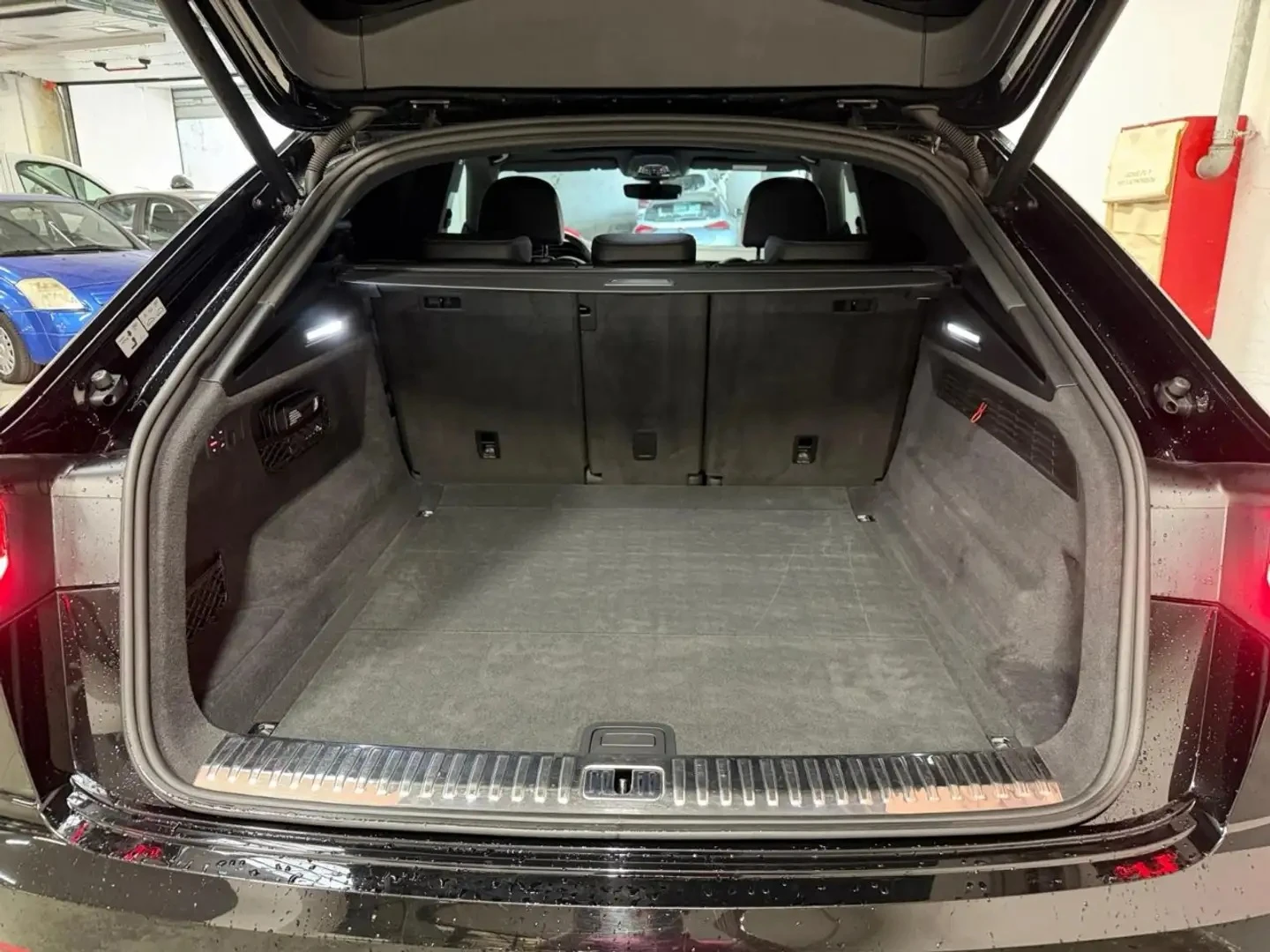 Audi Q8 50TDI Quattro S-Line, снимка 10 - Автомобили и джипове - 56279332