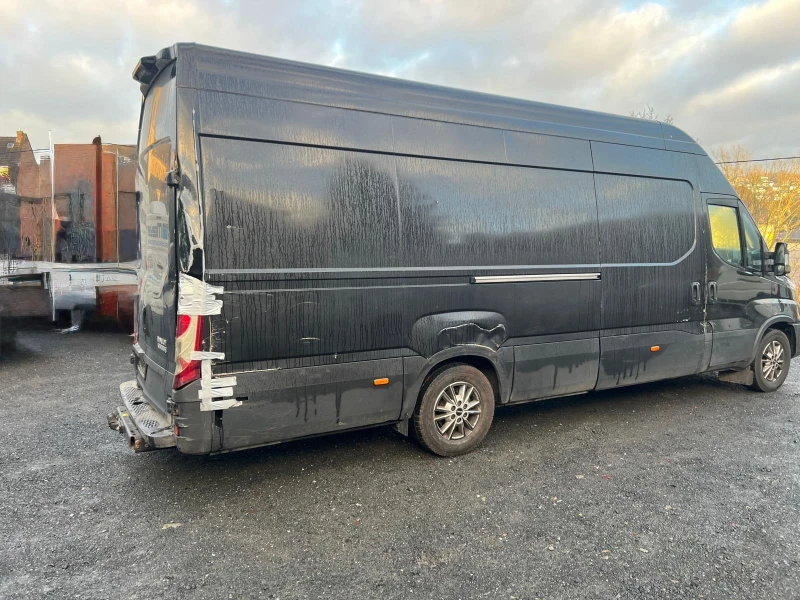 Iveco Daily 35s21* LED* HI-MATIC* MAXI* XXL* 126.хил.км.* , снимка 4 - Бусове и автобуси - 53036427
