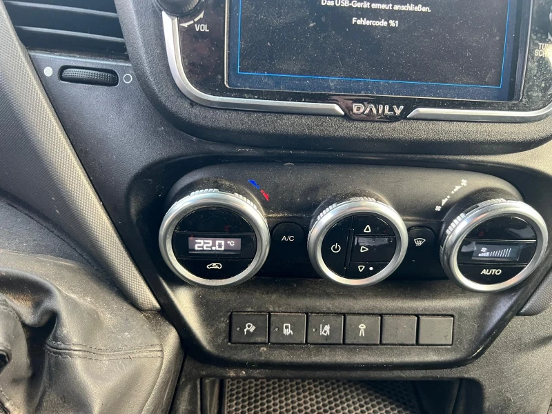 Iveco Daily 35s21* LED* HI-MATIC* MAXI* XXL* 126.хил.км.* , снимка 13 - Бусове и автобуси - 53036427