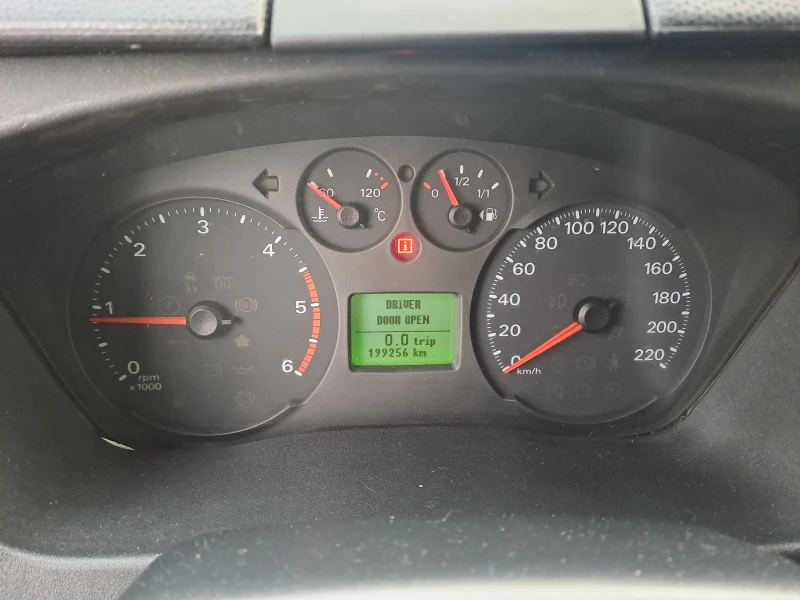 Ford Transit 2.2 TDCI, снимка 13 - Бусове и автобуси - 53235851