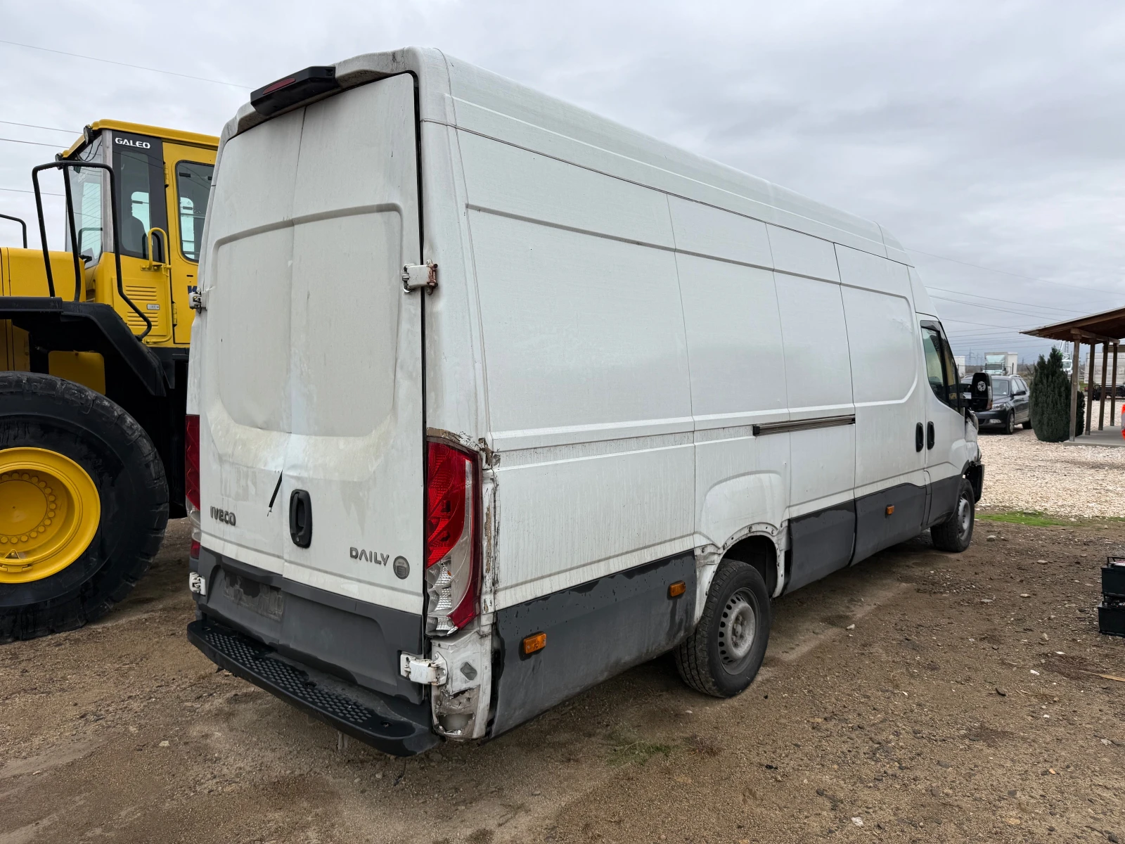 Iveco Daily 35S14 МАКСИ EURO6, снимка 4 - Бусове и автобуси - 56733177