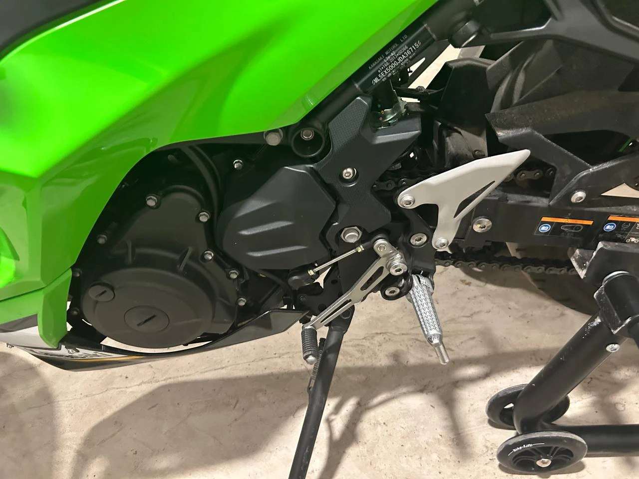 Kawasaki Ninja 500 SE 2025г - изображение 5
