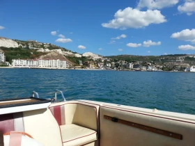        Invader 171 bow rider