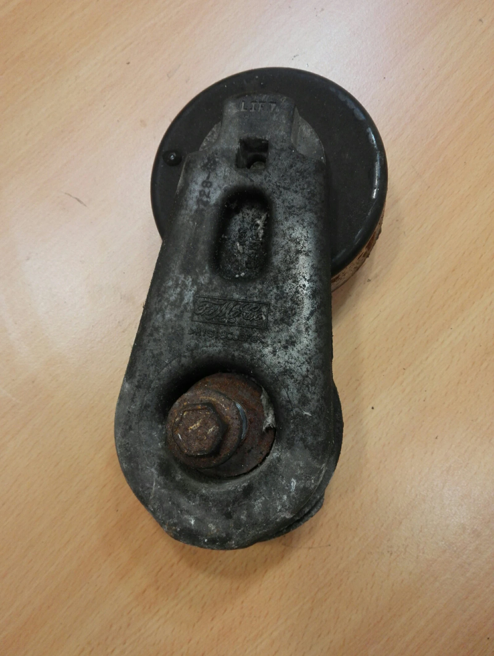 ������� ������ ����� ����� � ���� 2.7� | Mobile.bg � ����������� 1