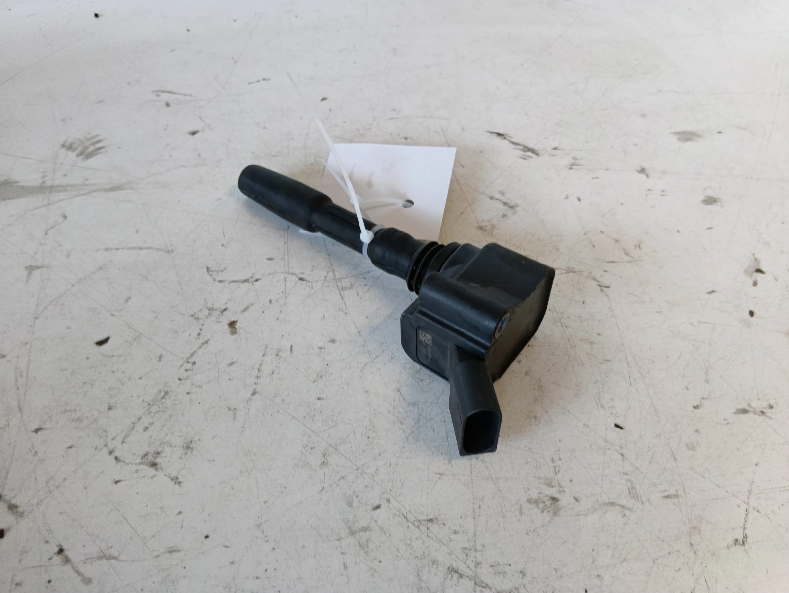 бобина 2.0 TFSI 06H905110G Audi A6