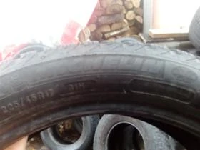 Гуми Зимни 225/45R17, снимка 3