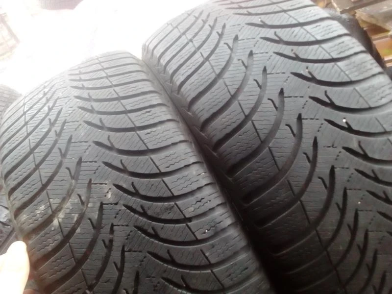 Гуми Зимни 225/45R17, снимка 9 - Гуми и джанти - 20465734