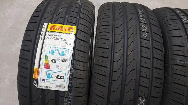 Гуми Летни 215/45R17, снимка 2 - Гуми и джанти - 28293640