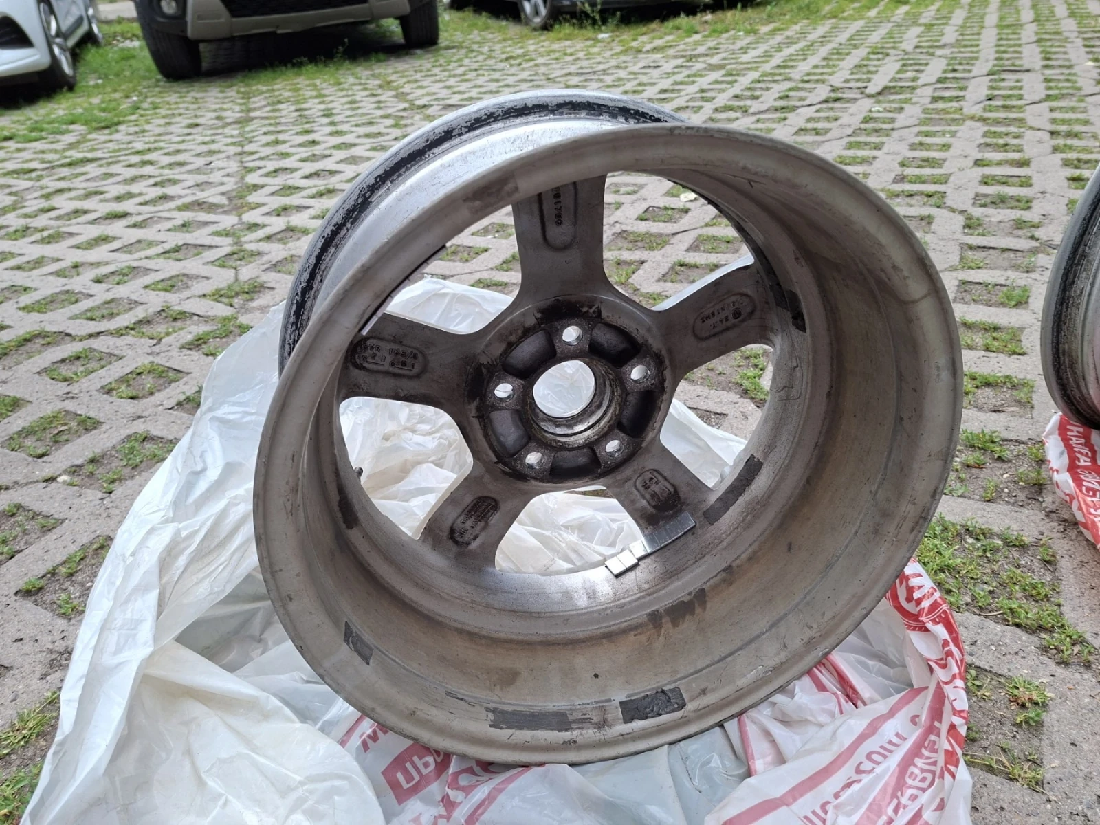 ������ | Mobile.bg � ����������� 15
