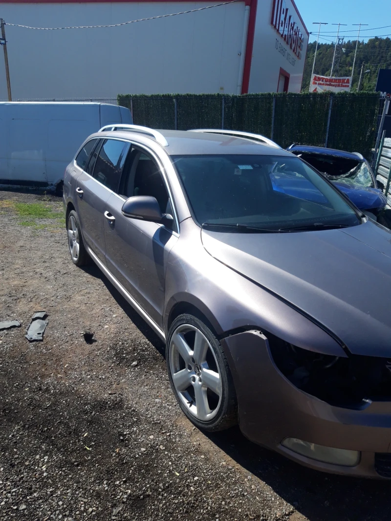 Skoda Superb 2.0dizel.4x4.НА ЧАСТИ, снимка 3 - Автомобили и джипове - 46830249