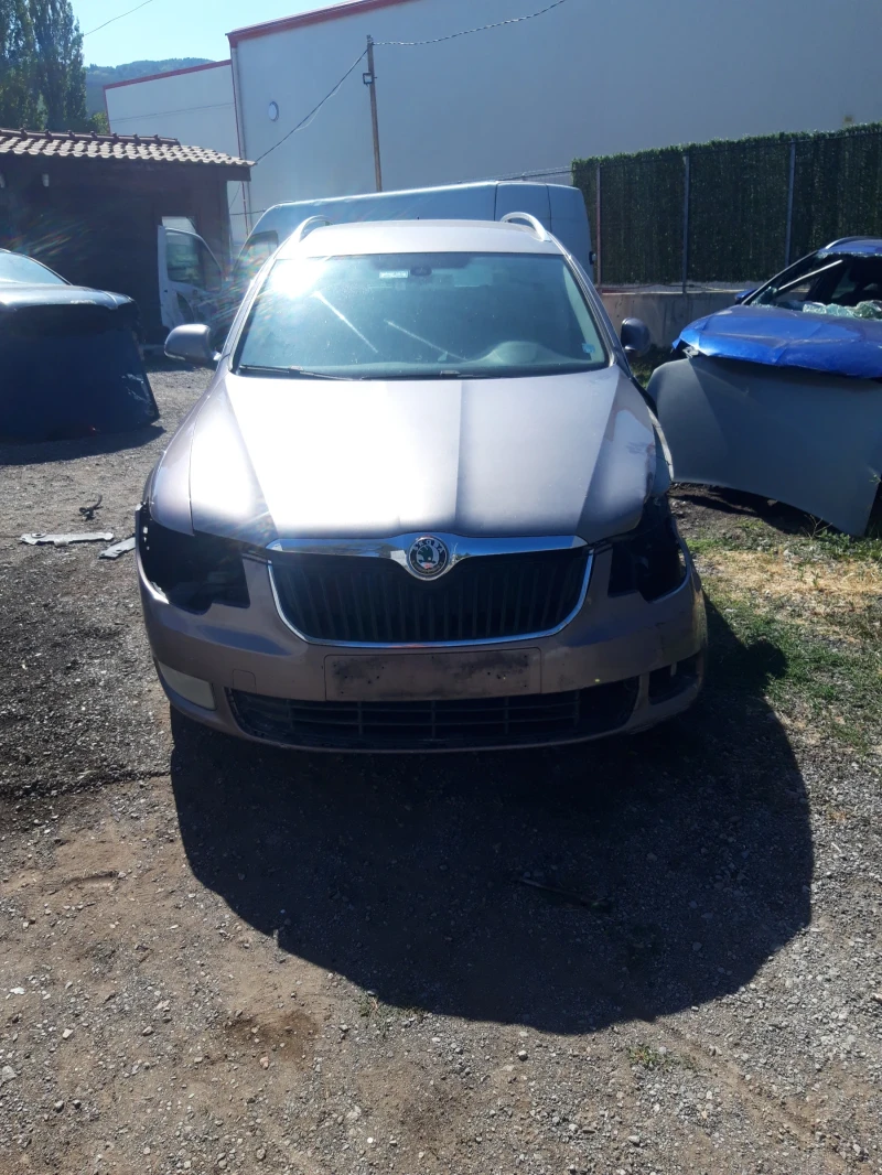 Skoda Superb 2.0dizel.4x4.НА ЧАСТИ, снимка 1 - Автомобили и джипове - 46830249