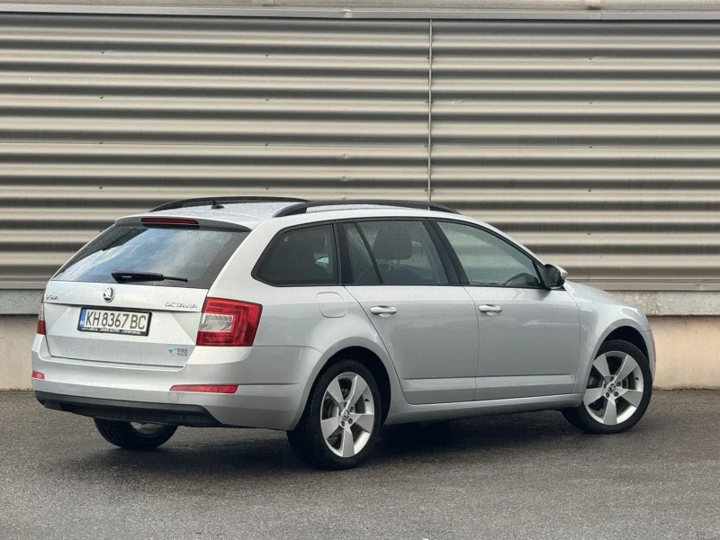 Skoda Octavia 1.6TDI, снимка 6 - Автомобили и джипове - 47068762