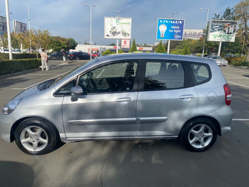 Honda Jazz 1, 4 автомат , снимка 5 - Автомобили и джипове - 47543776