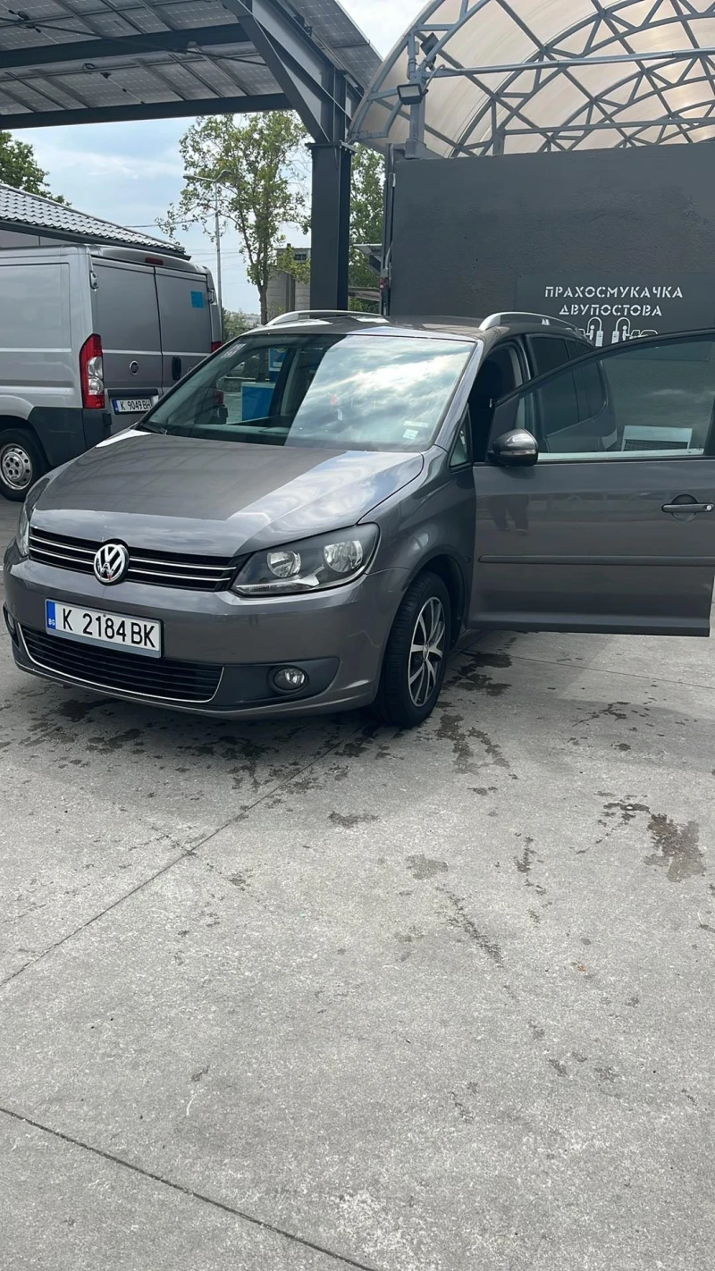 VW Touran, снимка 1 - Автомобили и джипове - 47630526