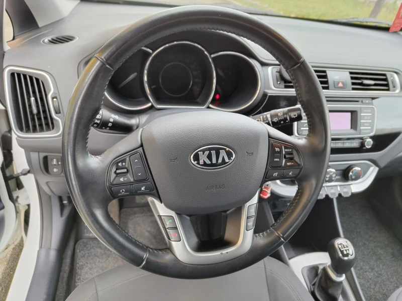 Kia Rio 1.4 CRDI, снимка 6 - Автомобили и джипове - 48442906