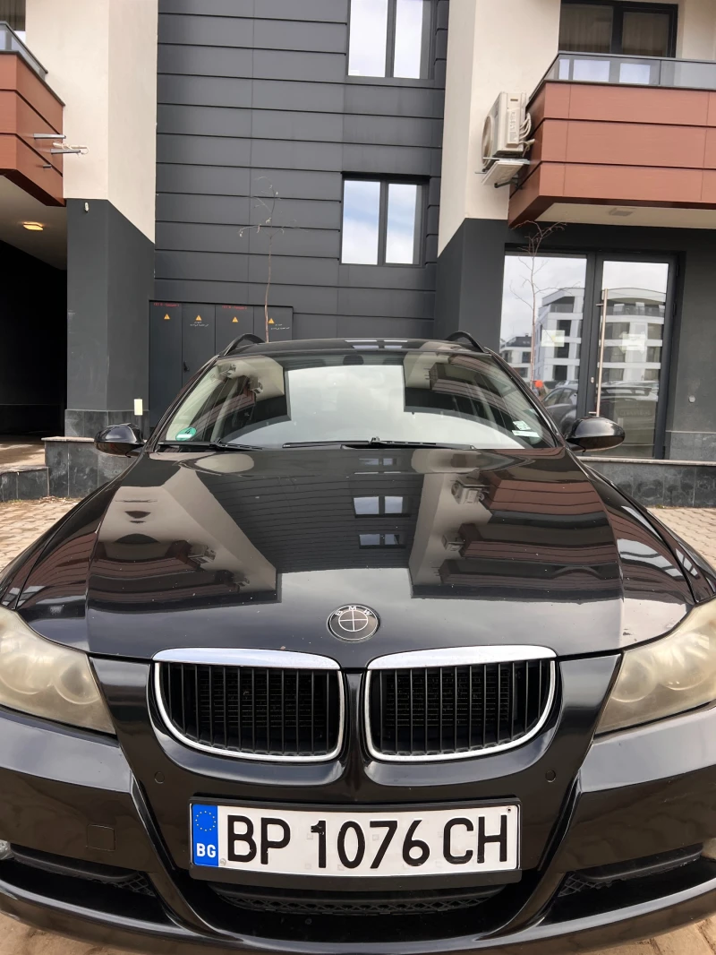 BMW 320, снимка 1 - Автомобили и джипове - 49184810