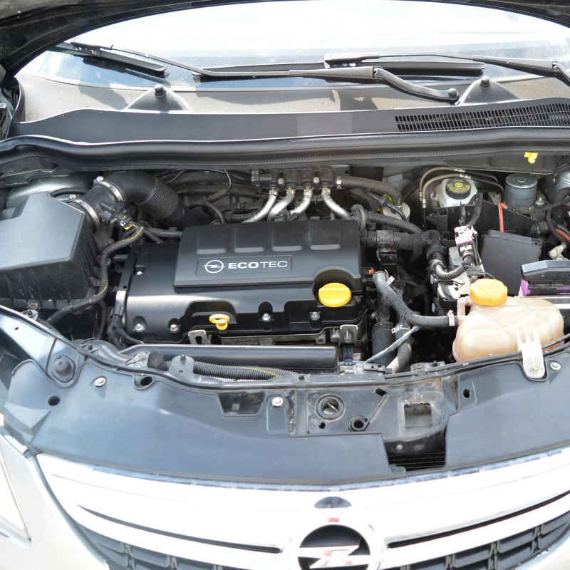 Opel Corsa 1.2 i, снимка 6 - Автомобили и джипове - 51245817
