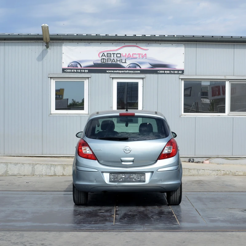 Opel Corsa 1.2 i, снимка 4 - Автомобили и джипове - 51245817